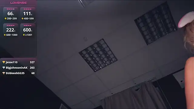 WilonaAven live sex cam