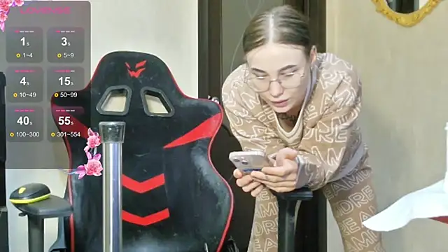 PrettyMegan's cam snapshot