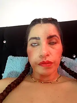 naty_hot4uu's cam snapshot