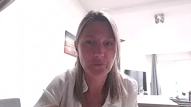 SophieTentation's cam snapshot