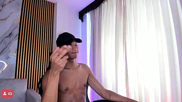 JulienSaint's cam snapshot