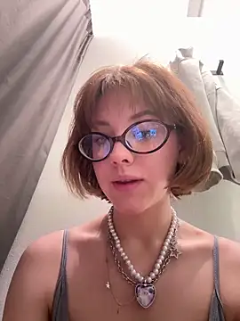 Only_April's cam snapshot