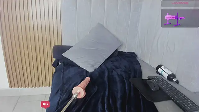 TifanyGrey's cam snapshot