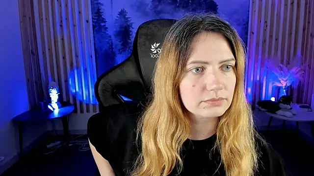 AleksaLaurent's cam snapshot