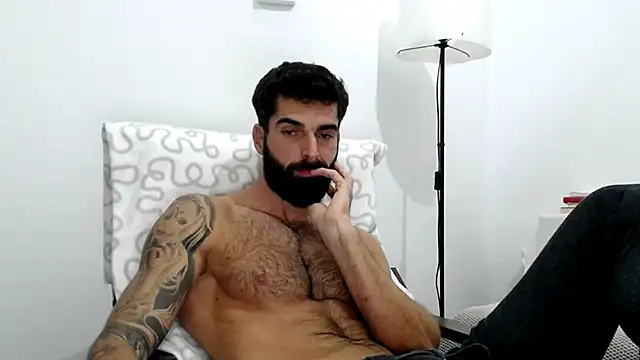 Verycutex's cam snapshot