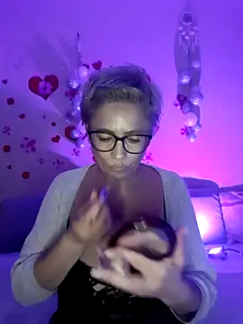 BellaBellaHot's cam snapshot