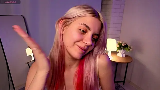 BlissBoardley's cam snapshot