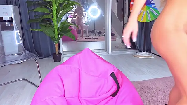 SpoilM3Mor3's cam snapshot