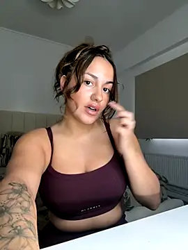 AlyssaAngell's cam snapshot