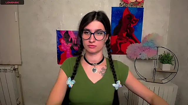 MaryEm976's cam snapshot