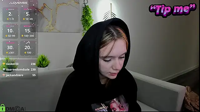 Lesi_Moonie01's cam snapshot