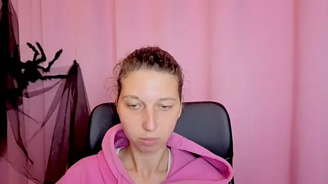 CuteEllii's cam snapshot