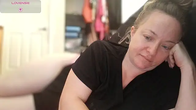 julimonroe's cam snapshot