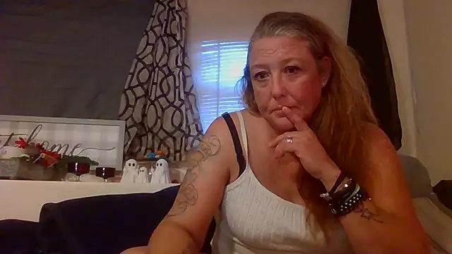 HotRedYeag's web cam