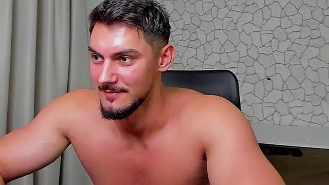 ClintMasters live sex cam