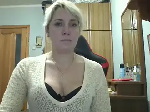 IrinaB1's cam snapshot