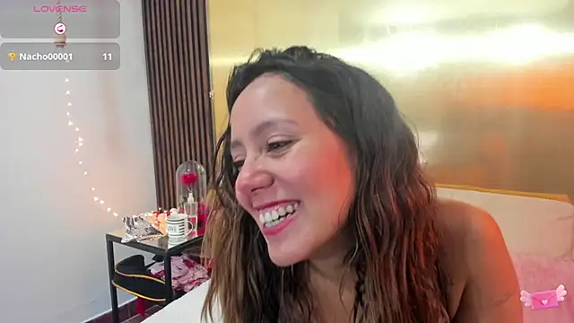 LunaaMorena's cam snapshot