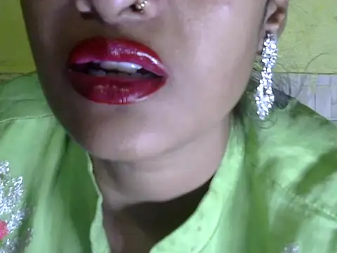 hotee_bhabi live sex cam