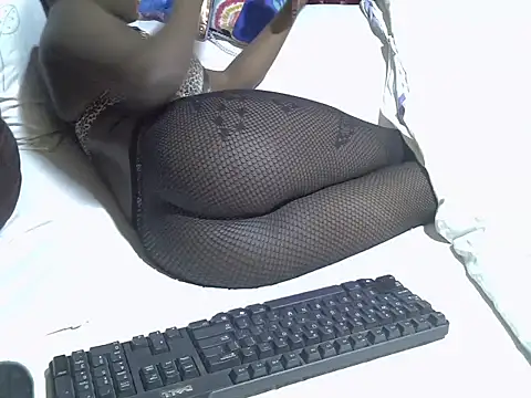 ebony_sonya's cam snapshot