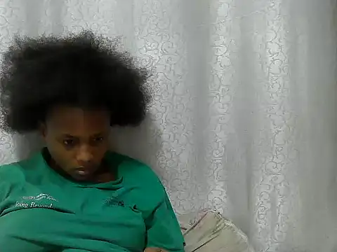 Creamybabee's cam snapshot