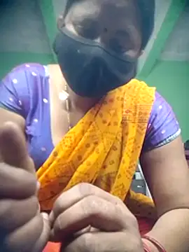 QRESABABY's cam snapshot