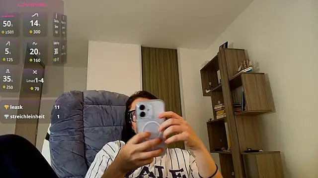 Hannah______'s cam snapshot