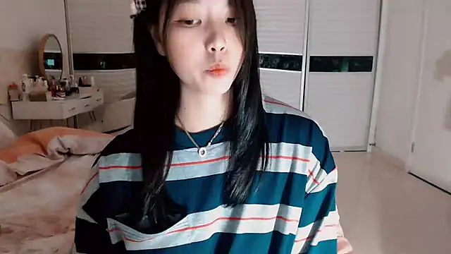 Miu1_girl's cam snapshot