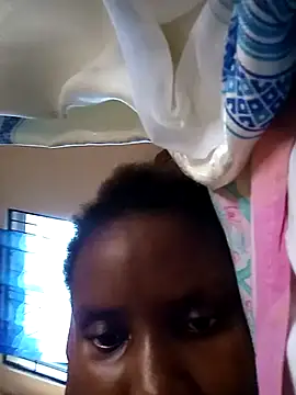 zainabsmile's cam snapshot