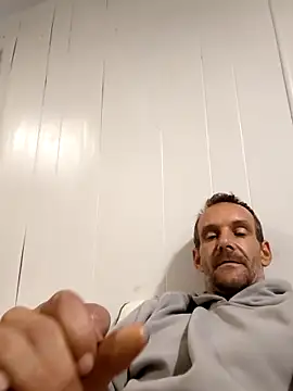 Hungwell1515 live sex cam