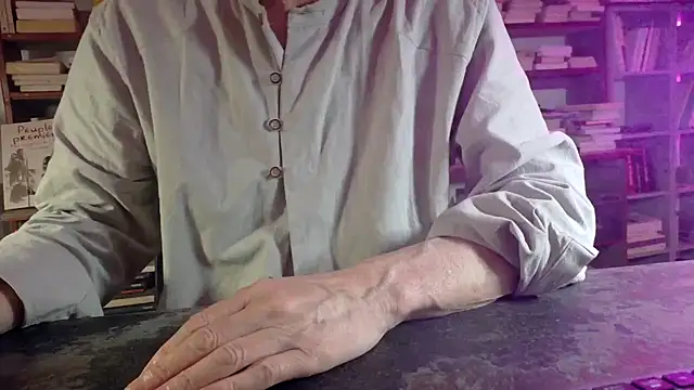 yvanbonar's cam snapshot