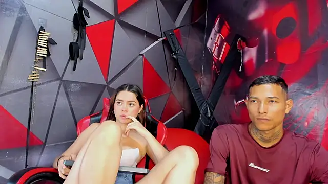 Hana_and_Zeta live sex cam