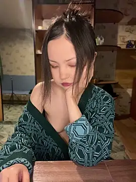 lalallalalaa-'s cam snapshot