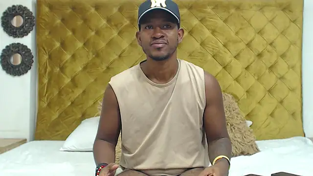 AndyCalifornia1's cam snapshot