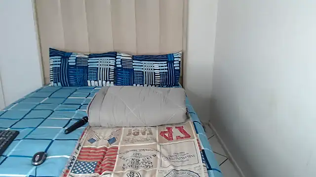 Abby_108's cam snapshot