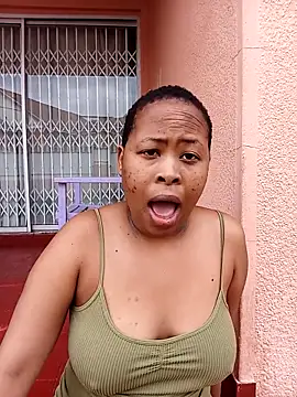 BubblyBeautiful's web cam