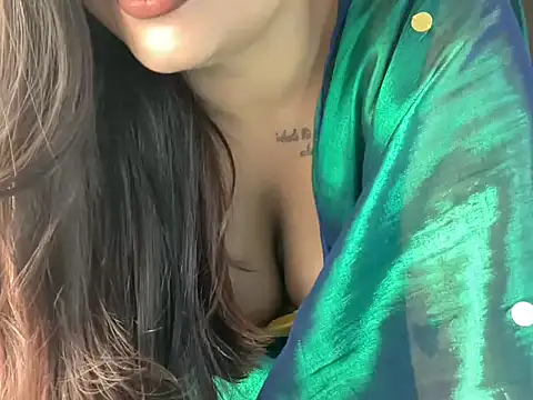 shanayaaa_1's cam snapshot