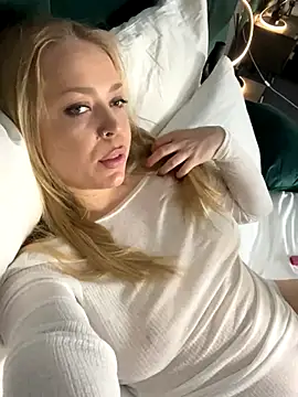 MilaHester's cam snapshot