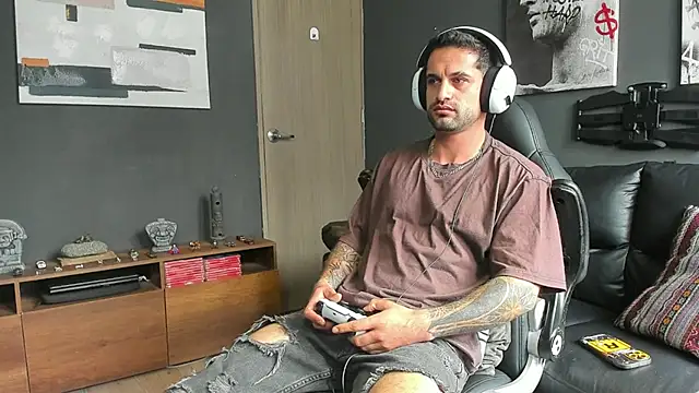 Davevilboy's cam snapshot