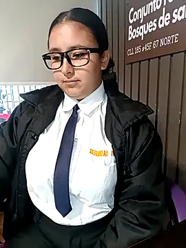 Cute_Penelope's cam snapshot