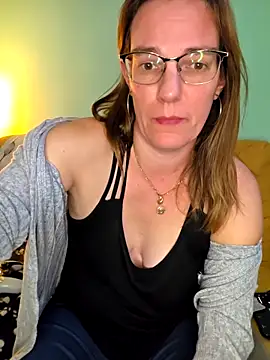 SpiceLea's cam snapshot