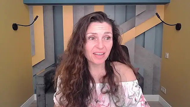 EllaLong's cam snapshot