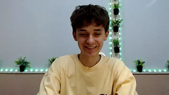 Hoot_Dude_'s cam snapshot