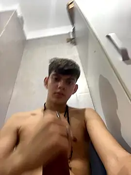 Cos_minn's cam snapshot