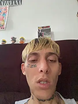 KinkyLatinCock's cam snapshot