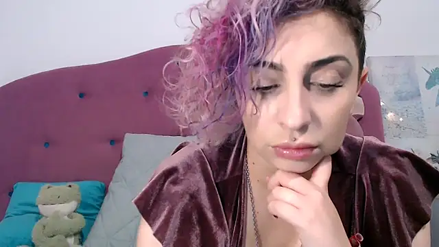 AAARUNY's cam snapshot