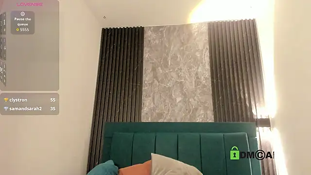 milf_lunablacke's cam snapshot