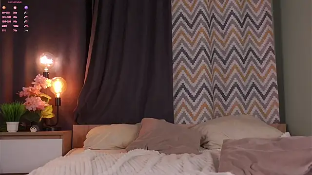 DarelleFare's cam snapshot