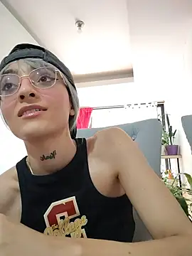 Dani-peggin's cam snapshot