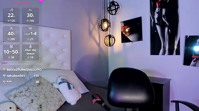 Nicollee_Heart's cam snapshot