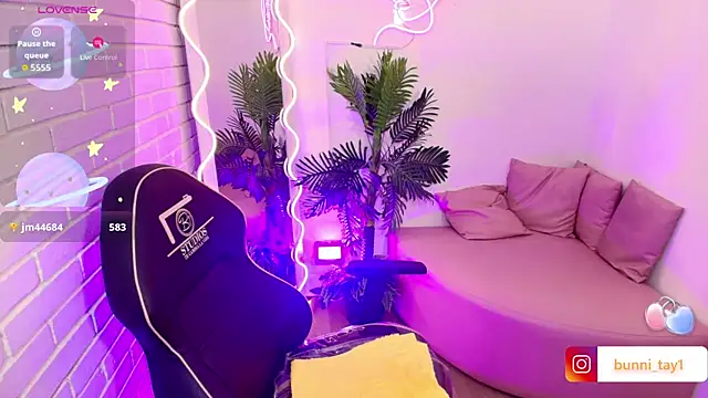 Bunni_tay's cam snapshot